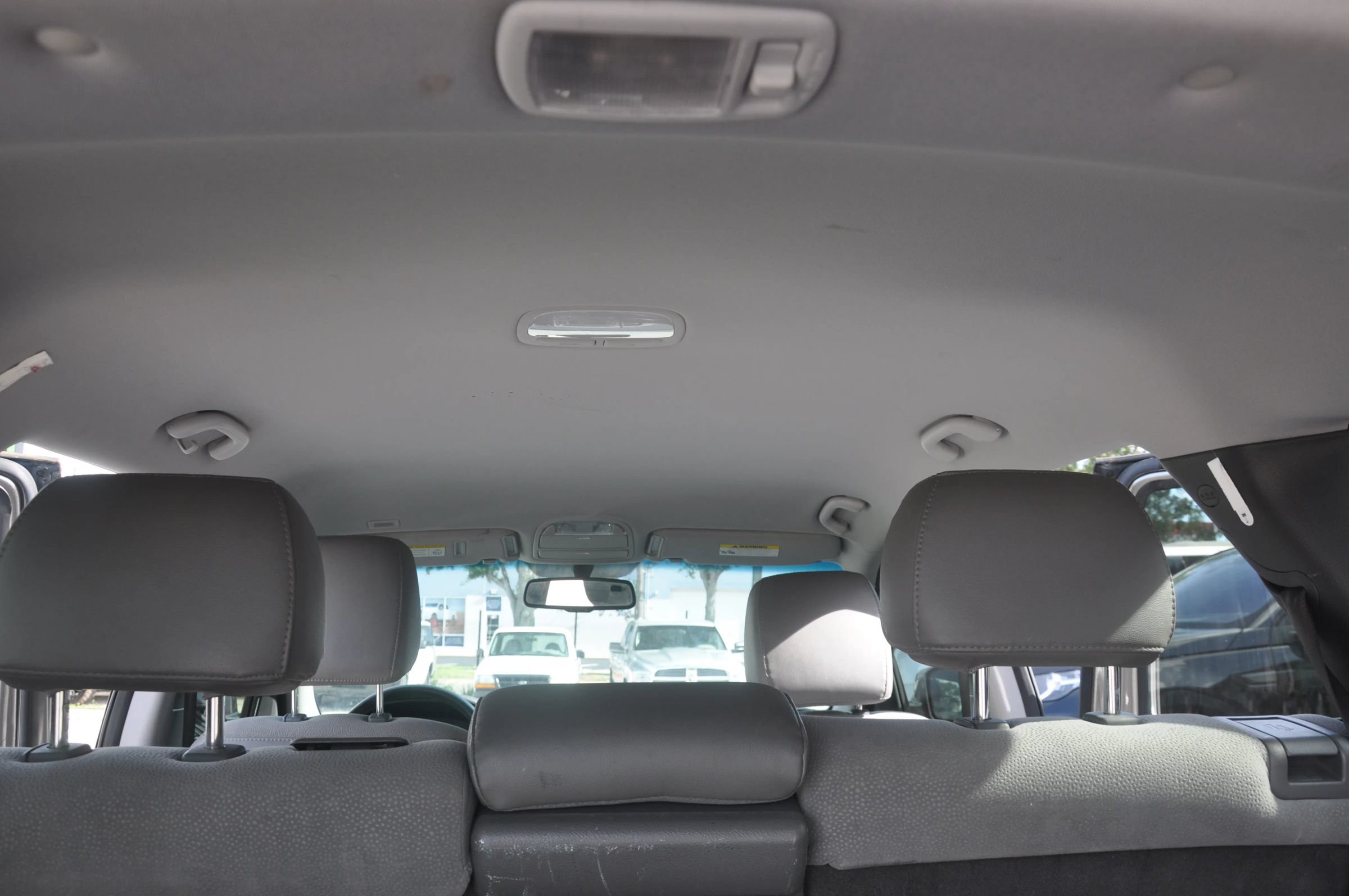 Used 2011 Hyundai Santa Fe SE FWD image 21