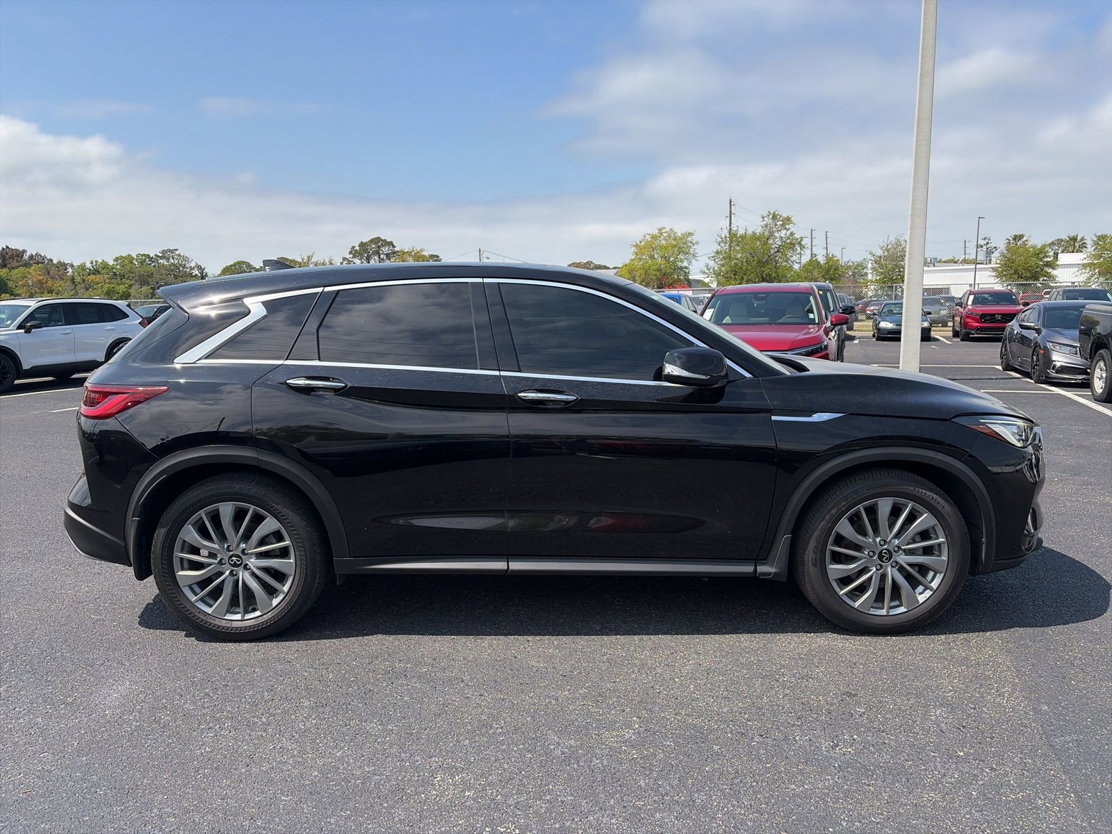 Used 2023 INFINITI QX50 Pure image 8
