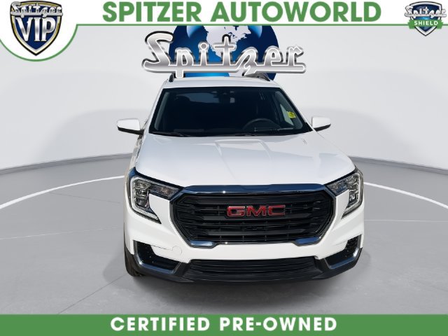 Certified 2024 GMC Terrain SLE w/ Driver Convenience Package FWD image 4