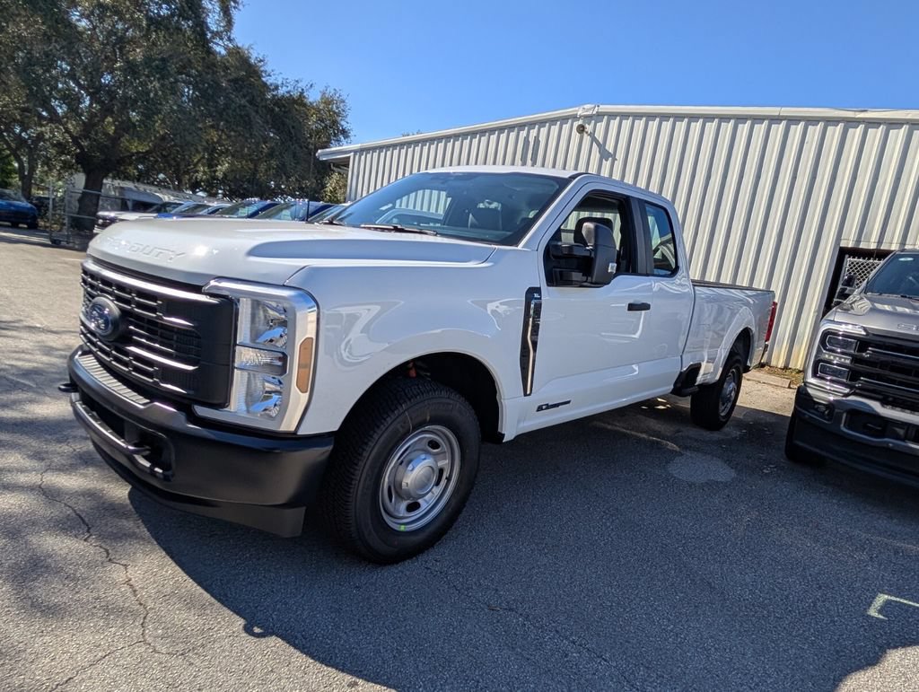 New 2026 Ford F250 XL w/ 360-Degree Camera Package RWD image 3