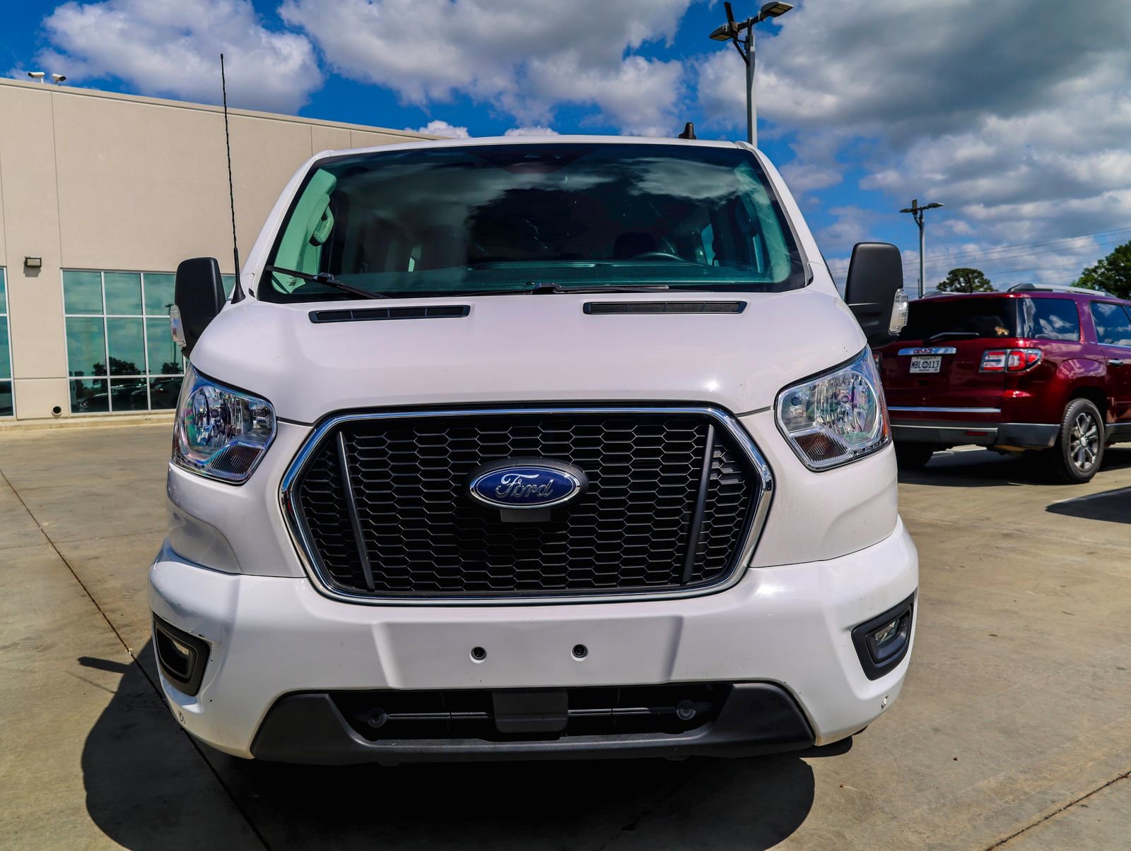 Used 2021 Ford Transit 350 XLT image 5