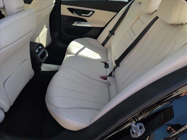 New 2025 Mercedes-Benz E 350 4MATIC Sedan image 16