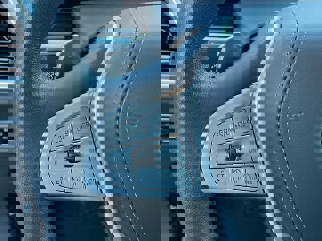 Used 2023 BMW X7 xDrive40i w/ Executive Package image 19