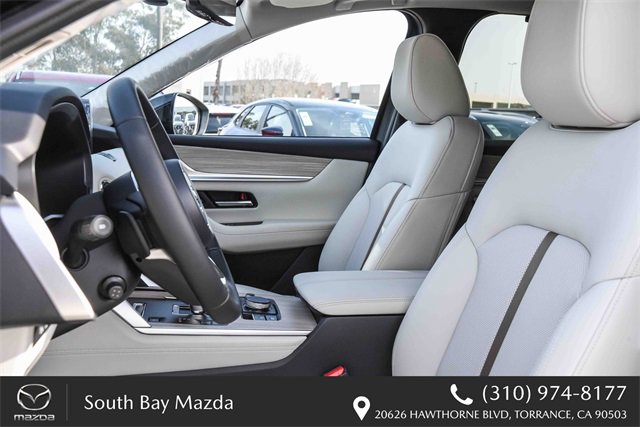 New 2026 MAZDA CX-90 Plug-In Hybrid w/ Premium Plus image 17