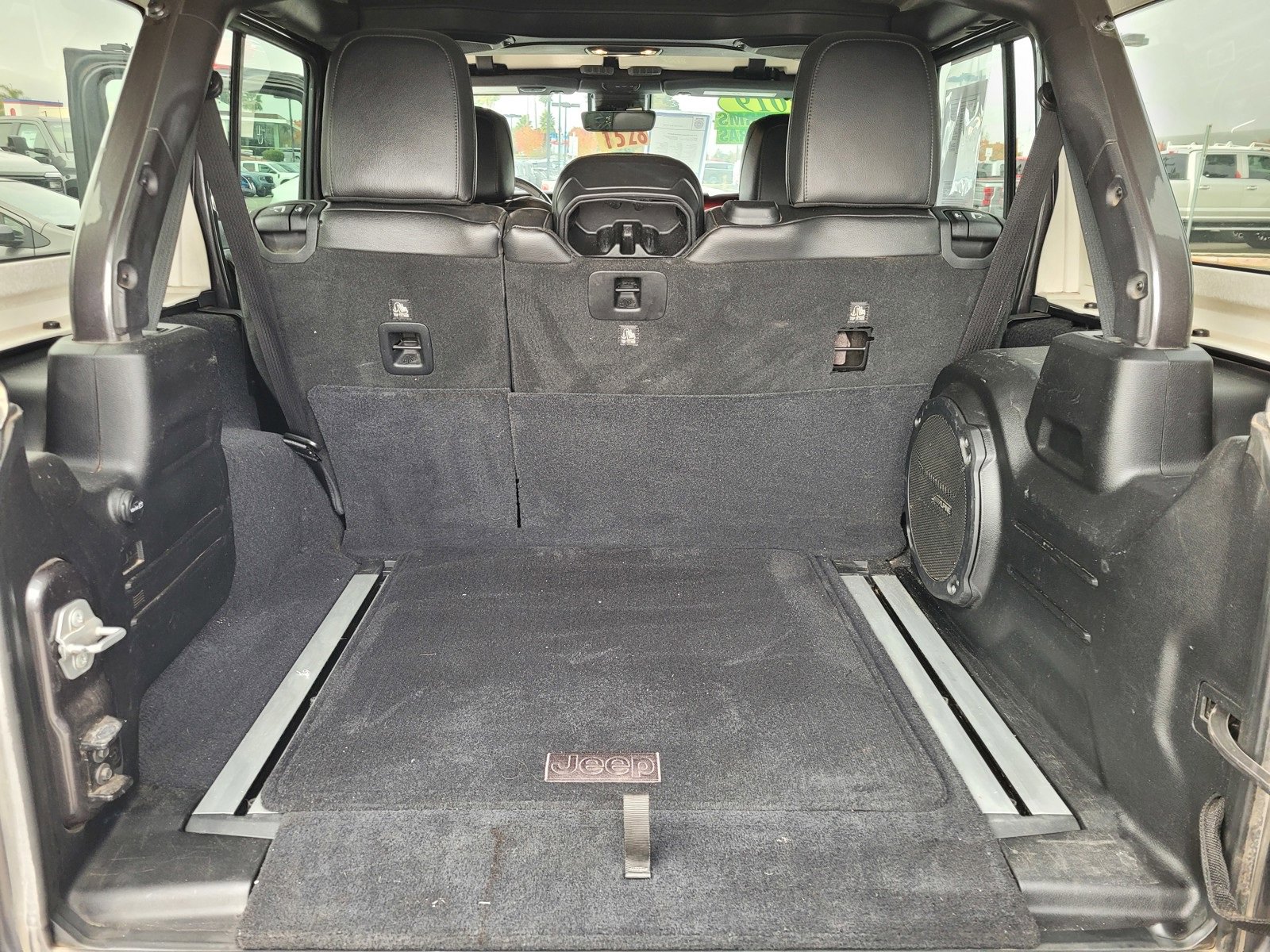 Used 2019 Jeep Wrangler Unlimited Rubicon image 29