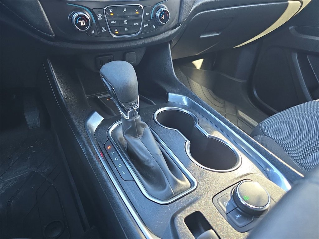 Used 2023 Chevrolet Traverse LT w/ LPO, Floor Liner Package image 16