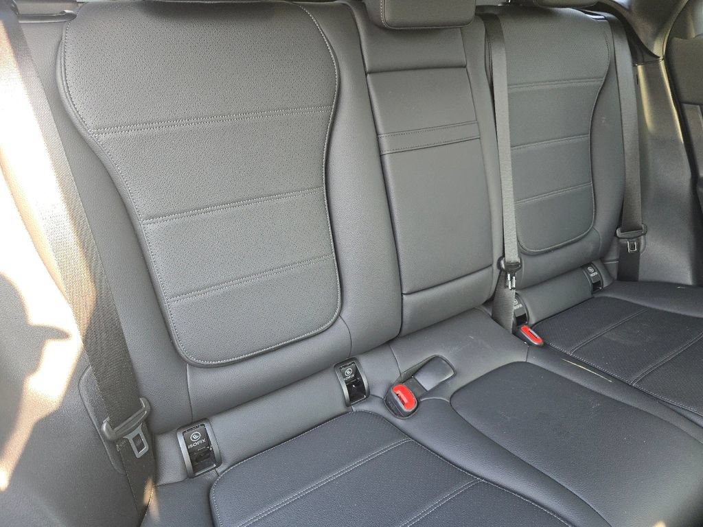 Used 2026 Mercedes-Benz GLC 300 4MATIC image 22