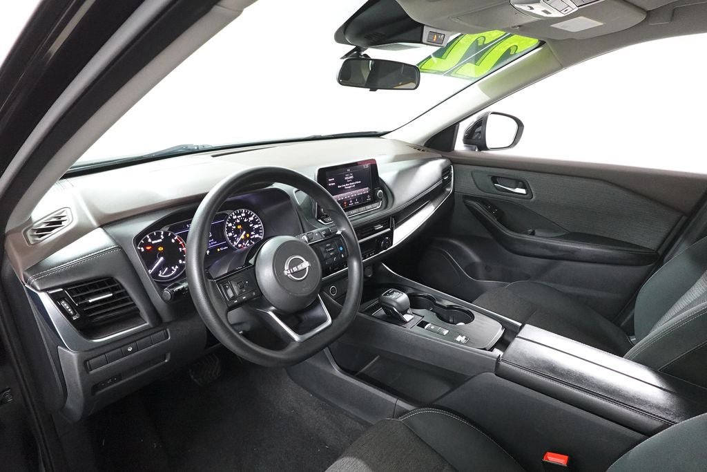 Used 2022 Nissan Rogue SV FWD image 13