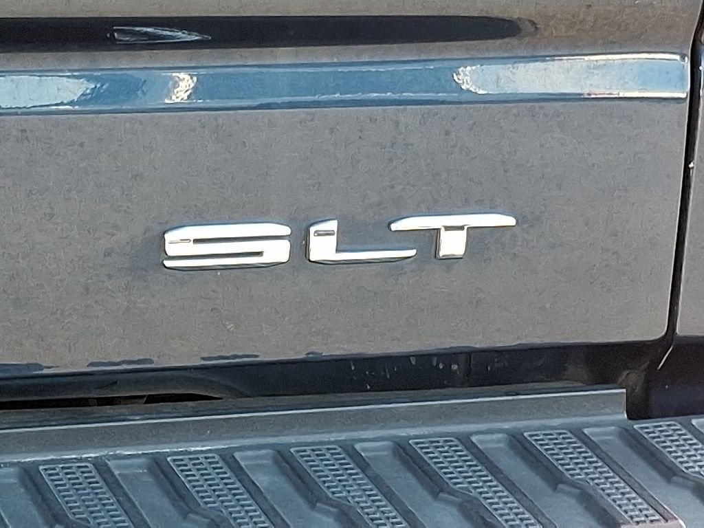 Used 2021 GMC Sierra 1500 SLT image 35