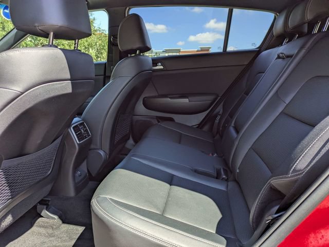 Used 2022 Kia Sportage Nightfall Edition FWD image 13