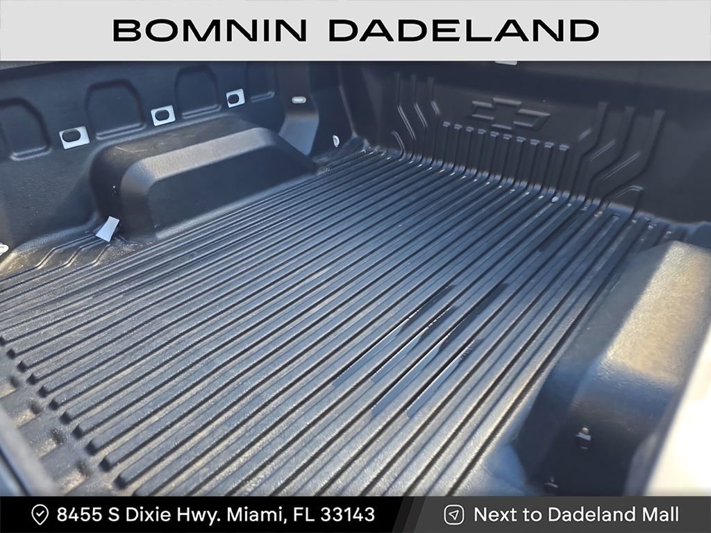 Used 2025 Chevrolet Silverado 1500 Custom Trail Boss AWD/4WD image 7