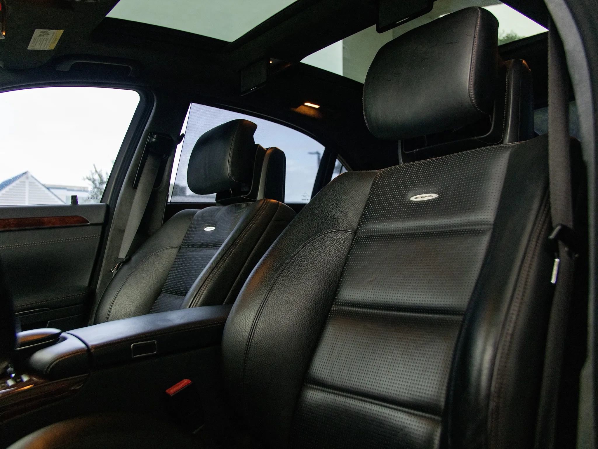 Used 2011 Mercedes-Benz S 63 AMG w/ AMG Performance Pkg image 24