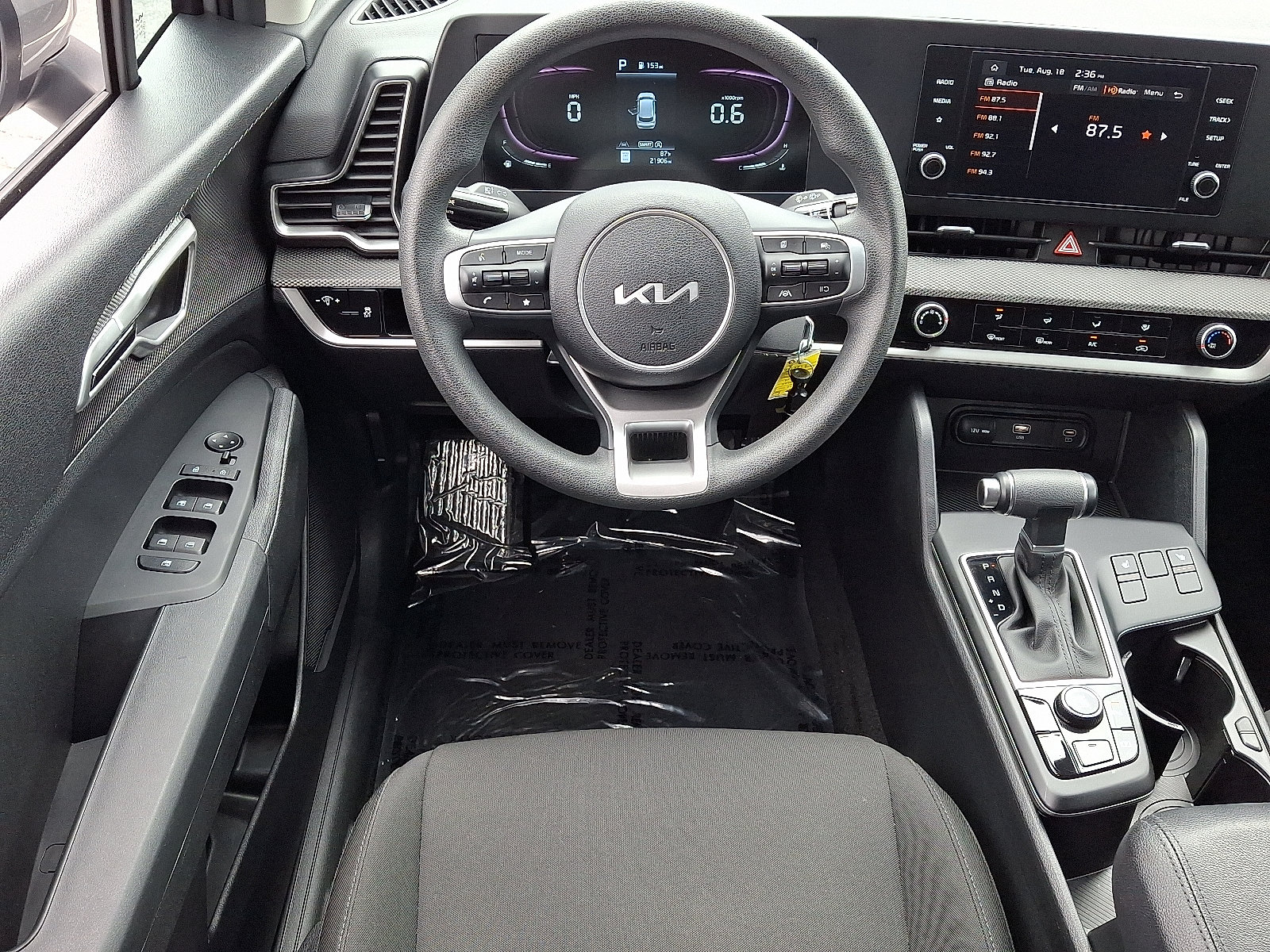 Used 2024 Kia Sportage LX AWD/4WD image 13