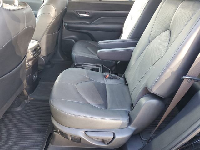 Used 2024 Toyota Grand Highlander Platinum image 22