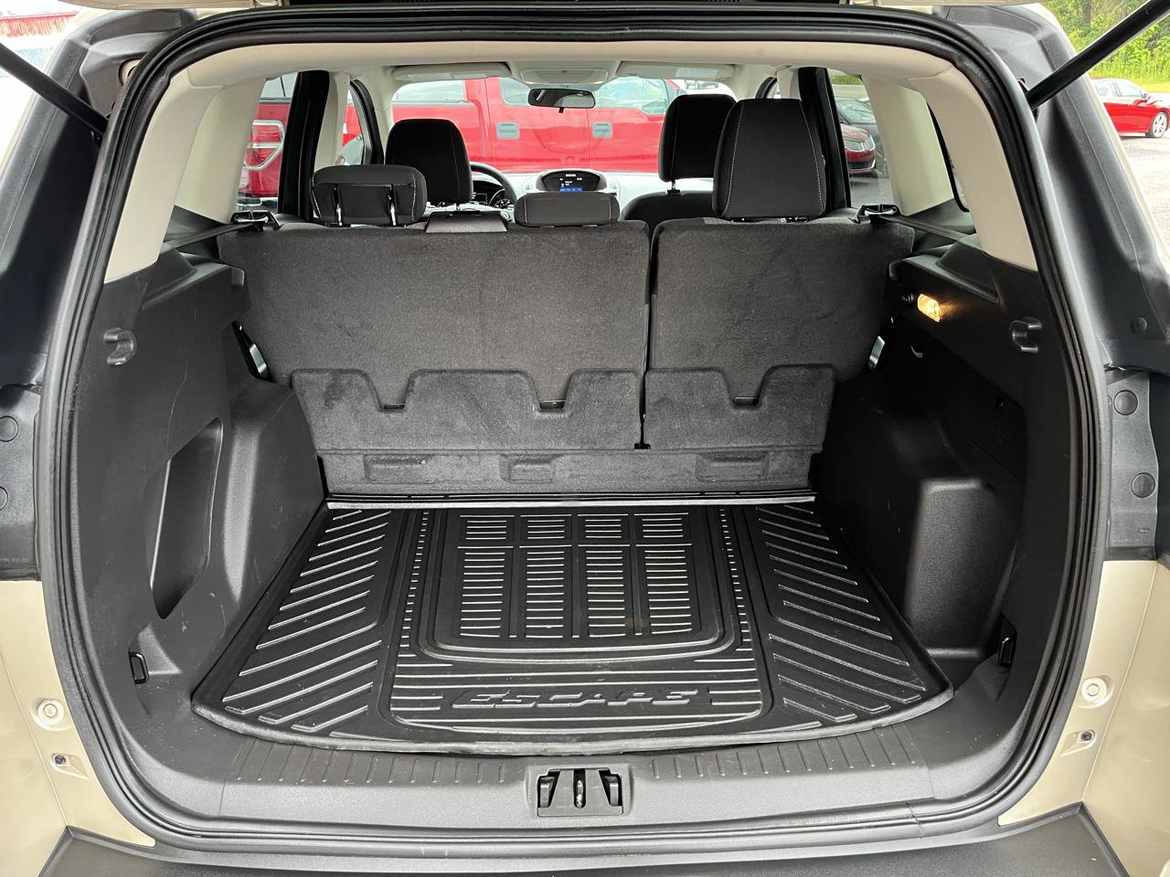 Used 2017 Ford Escape SE AWD/4WD image 10