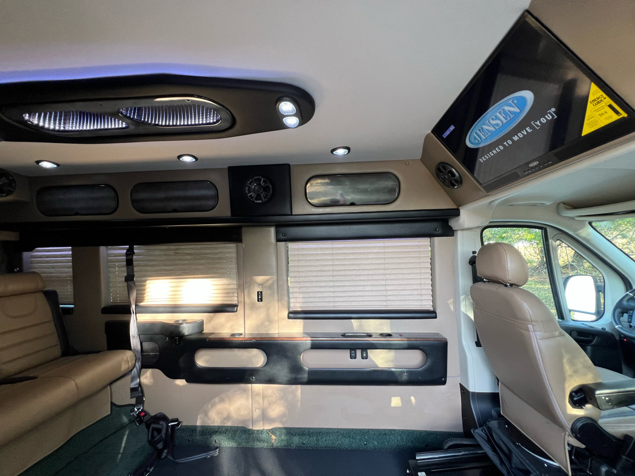 Used 2017 RAM ProMaster 2500 w/ Premium Appearance Group image 42