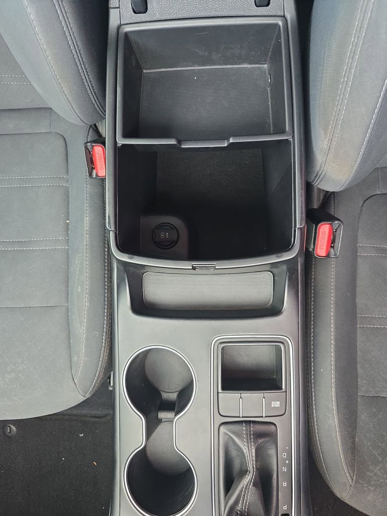 Used 2019 Kia Sorento LX image 31