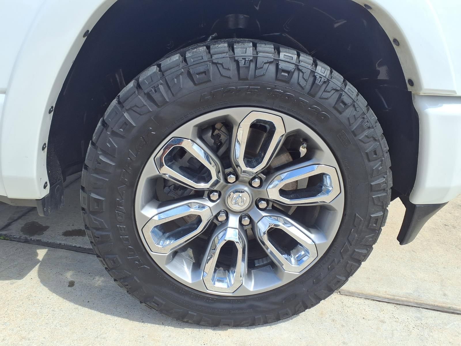 Used 2022 RAM 1500 Limited image 9