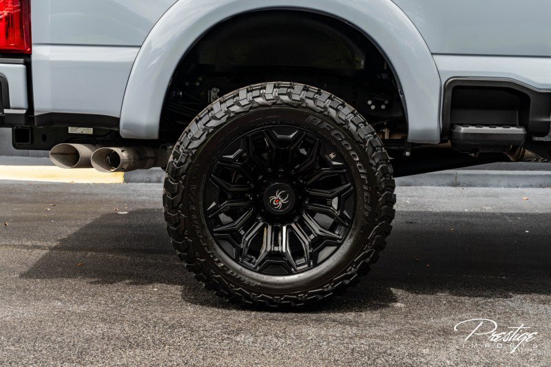 Used 2025 Ford F250 Lariat w/ Lariat Ultimate Package image 23