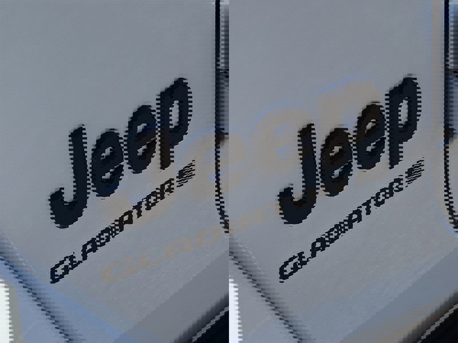 New 2025 Jeep Gladiator Sport image 11