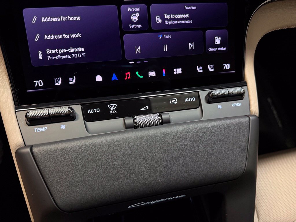 New 2026 Porsche Cayenne Electric AWD/4WD image 15