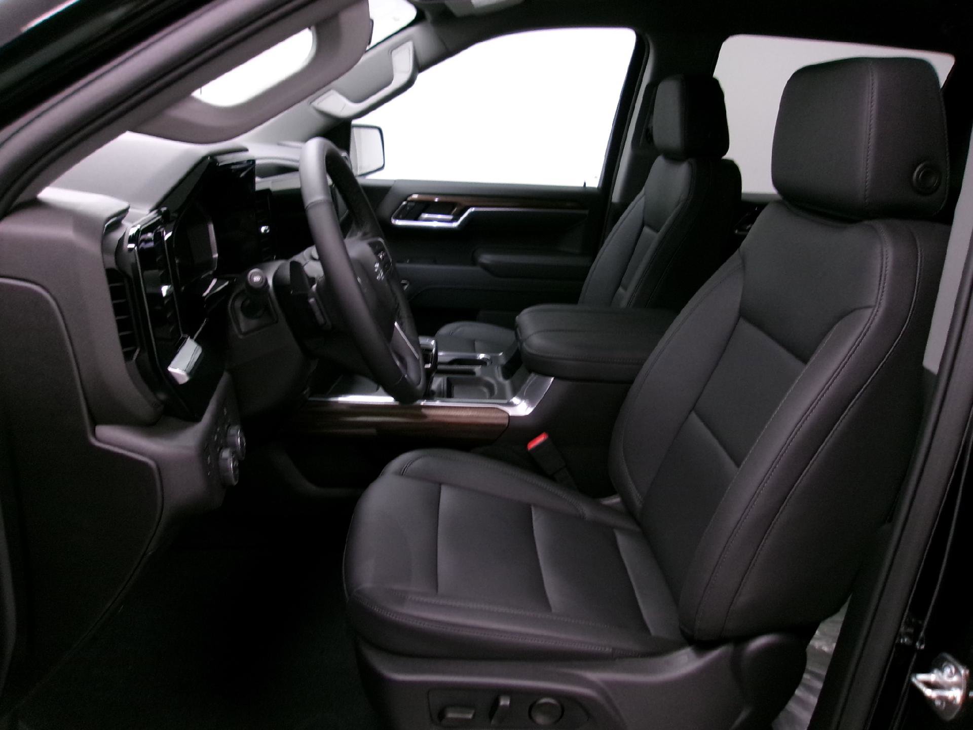 New 2026 Chevrolet Silverado 1500 RST w/ Convenience Package II image 9