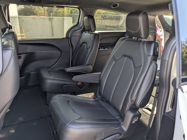New 2026 Chrysler Voyager LX FWD image 13