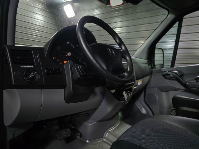 Used 2017 Mercedes-Benz Sprinter 2500 image 14
