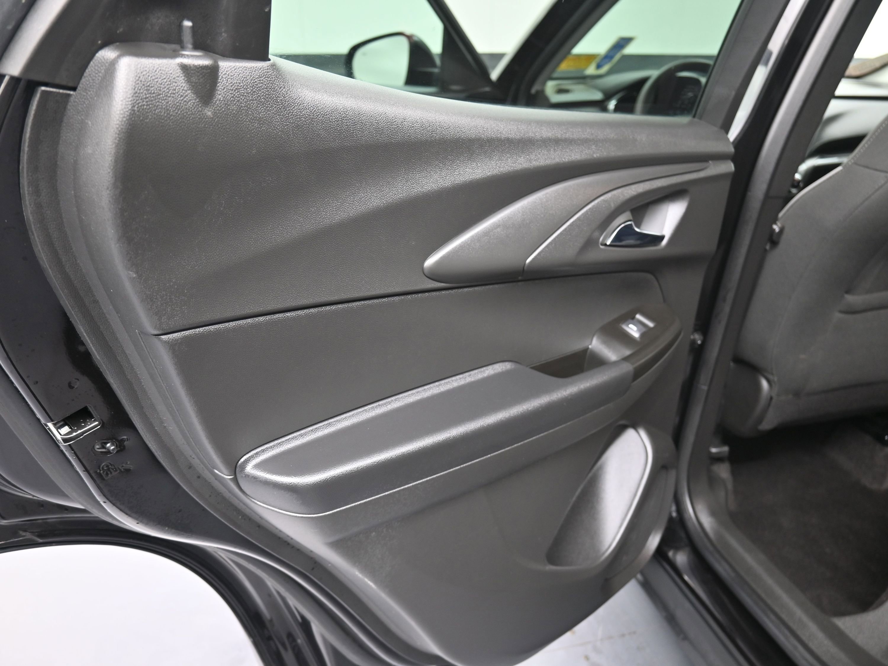 Used 2023 Chevrolet TrailBlazer LT w/ Convenience Package image 21