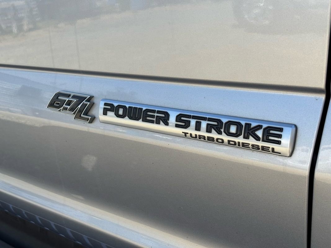 Used 2020 Ford F250 Lariat w/ Lariat Ultimate Package AWD/4WD image 6