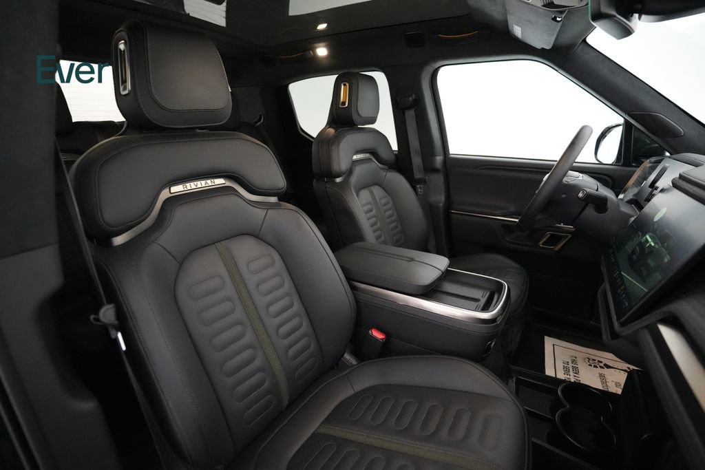Used 2023 Rivian R1T Adventure Dual AWD/4WD image 21