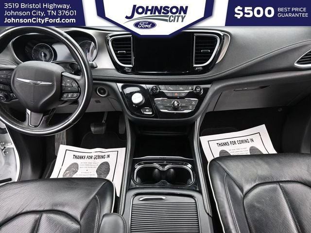 Used 2021 Chrysler Pacifica Limited w/ S Appearance Package AWD/4WD image 19