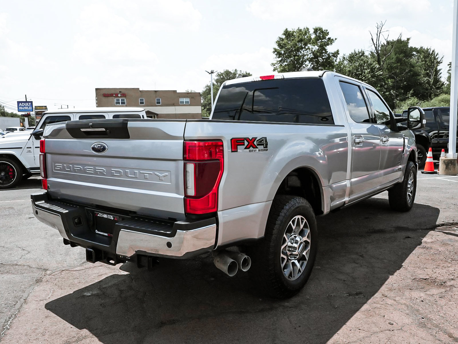 Used 2022 Ford F250 Lariat w/ Lariat Ultimate Package AWD/4WD image 6