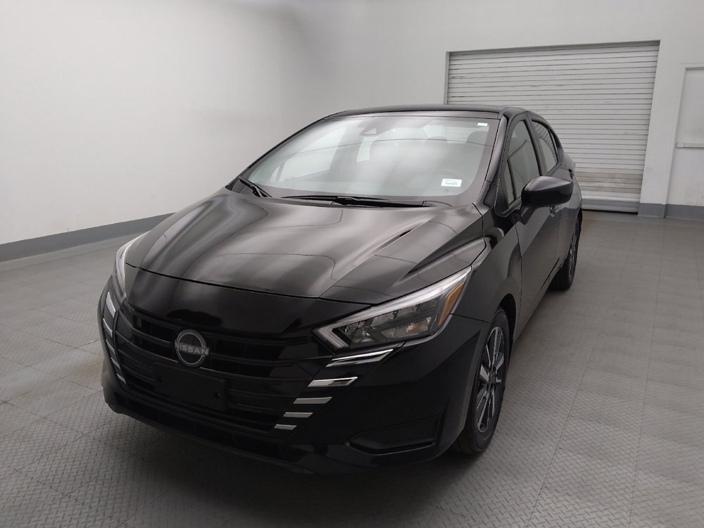 Used 2025 Nissan Versa SV w/ Trunk Package FWD image 15