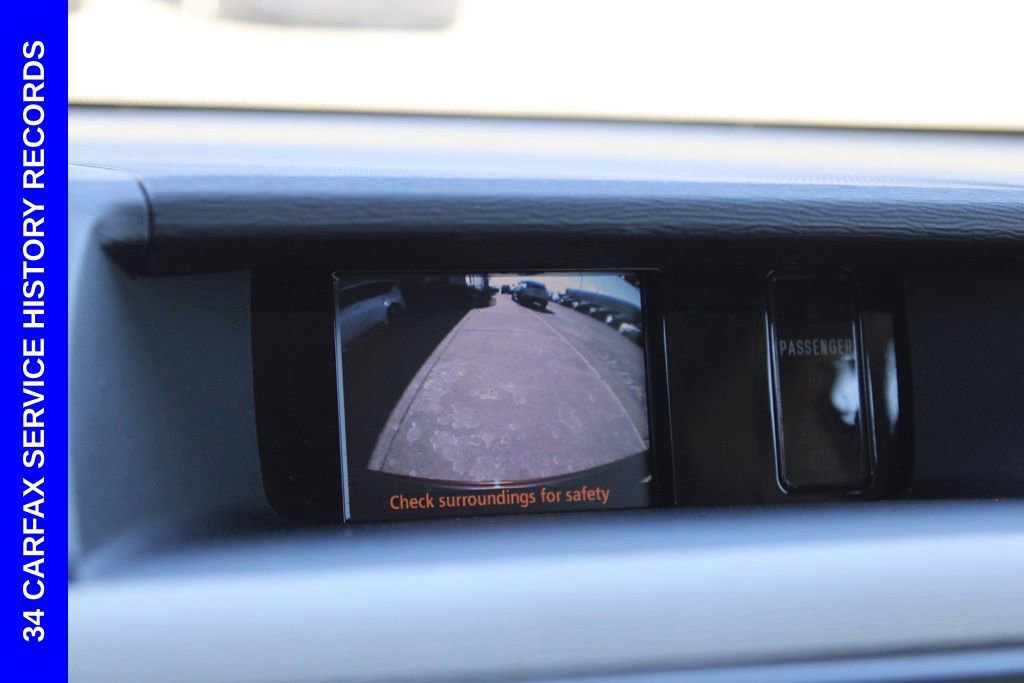 Used 2013 Toyota Sienna LE w/ Towing Pkg image 38