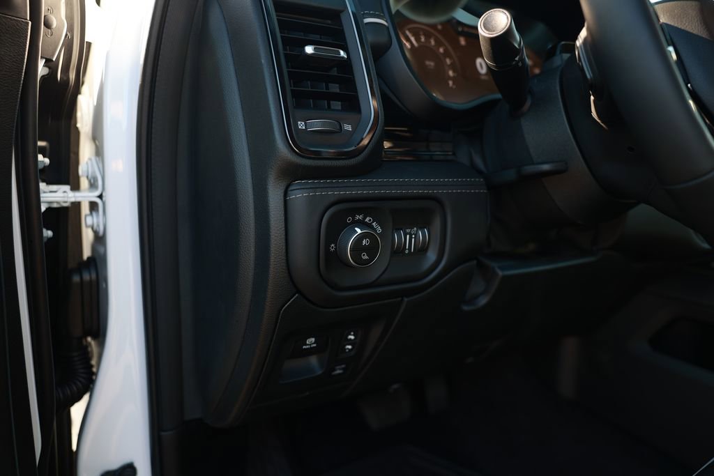New 2026 RAM 1500 Limited image 18