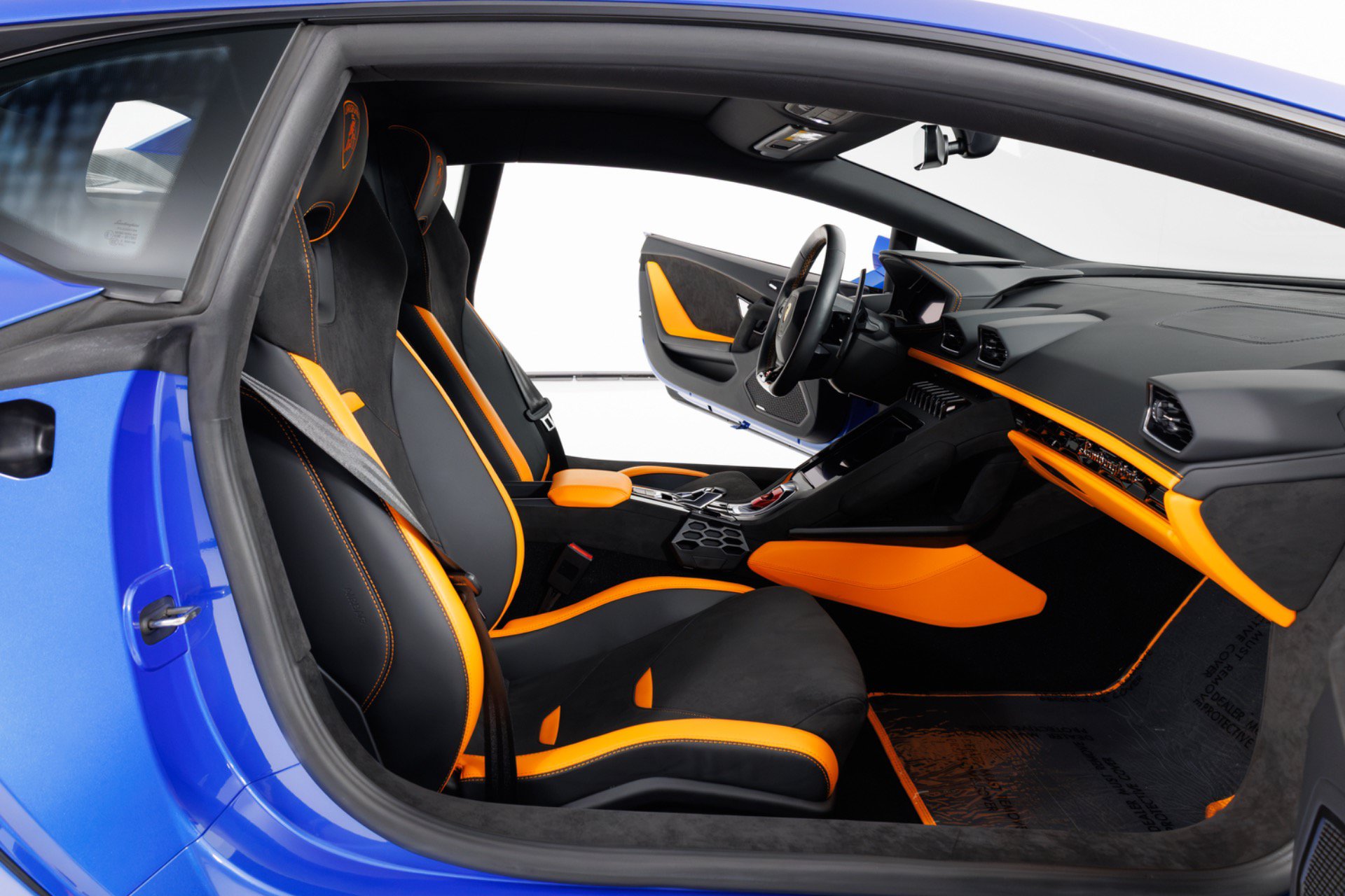 Used 2023 Lamborghini Huracan Tecnica RWD image 37