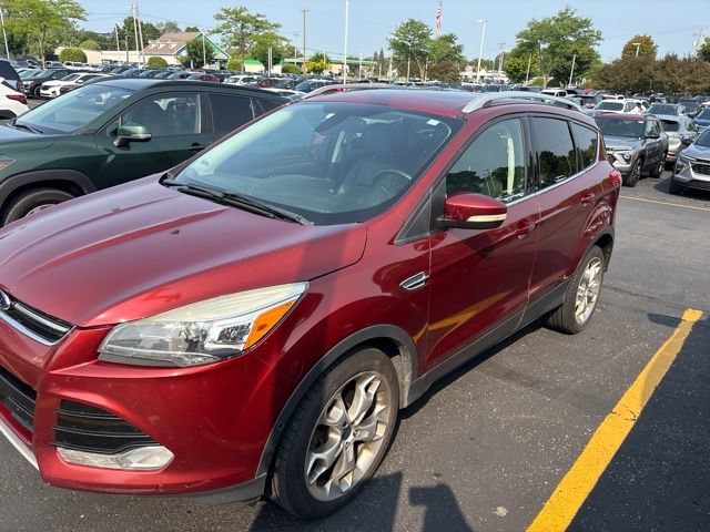 Used 2015 Ford Escape Titanium w/ Equipment Group 301A AWD/4WD image 2