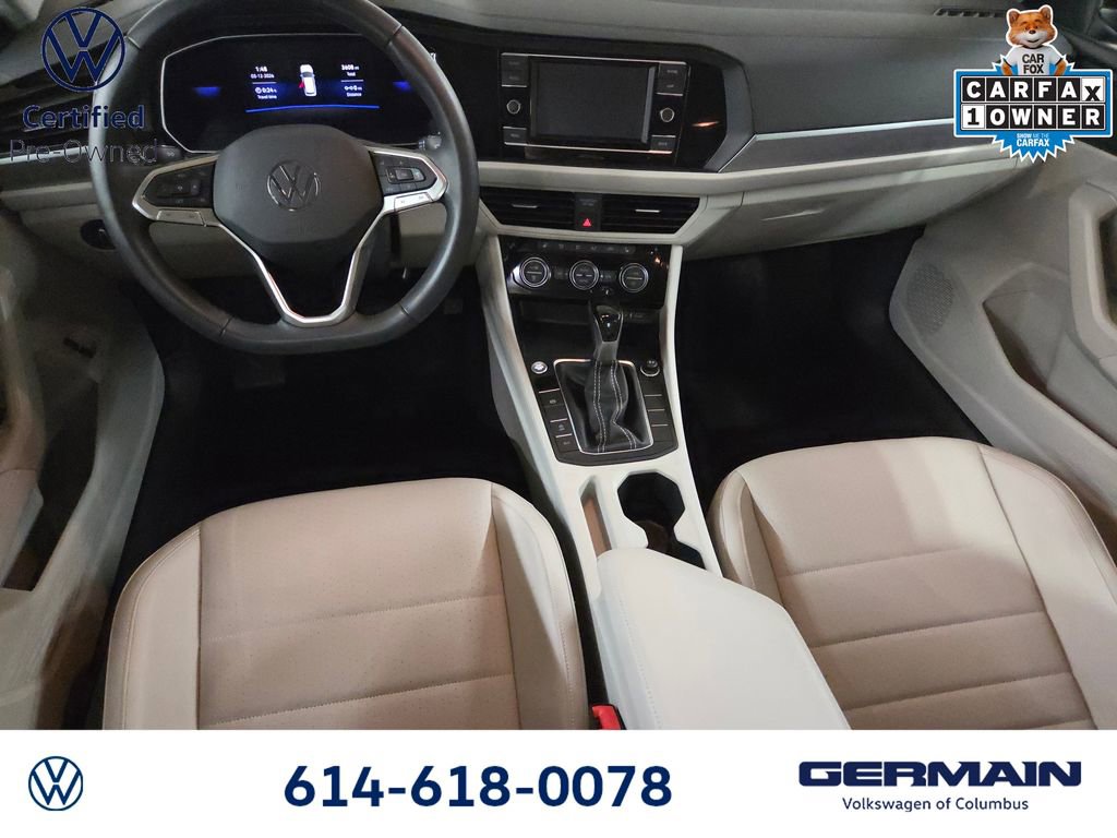Used 2024 Volkswagen Jetta SE FWD image 17