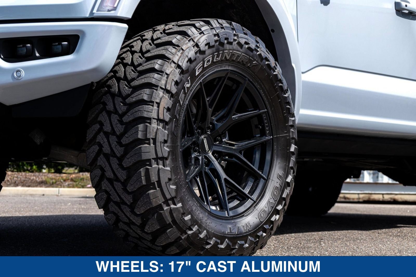 Used 2025 Ford F150 Raptor AWD/4WD image 26