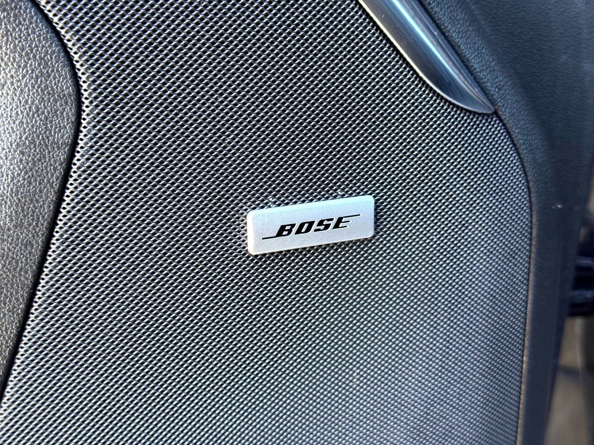 Used 2025 GMC Yukon XL Denali image 15