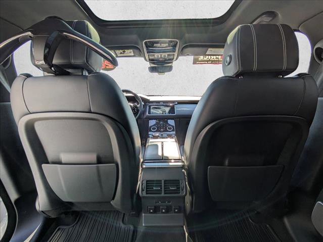 Used 2020 Land Rover Range Rover Velar R-Dynamic S image 23