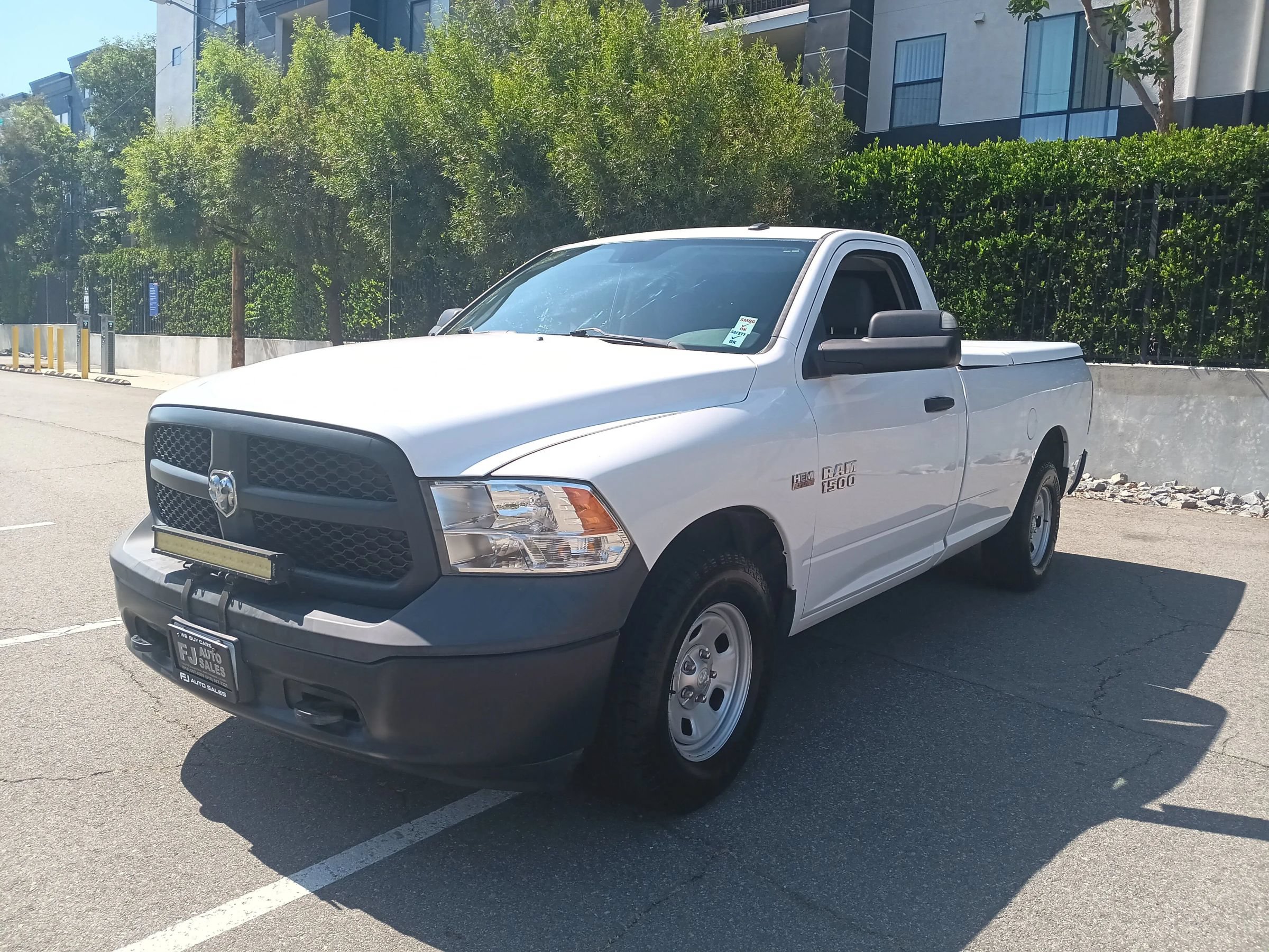 Used 2015 RAM 1500 Tradesman w/ Power & Remote Entry Group AWD/4WD image 3