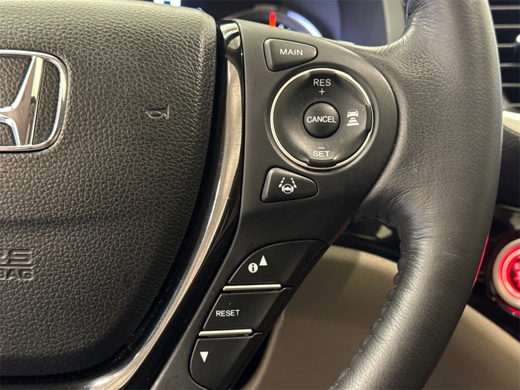 Used 2020 Honda Ridgeline RTL-E image 33