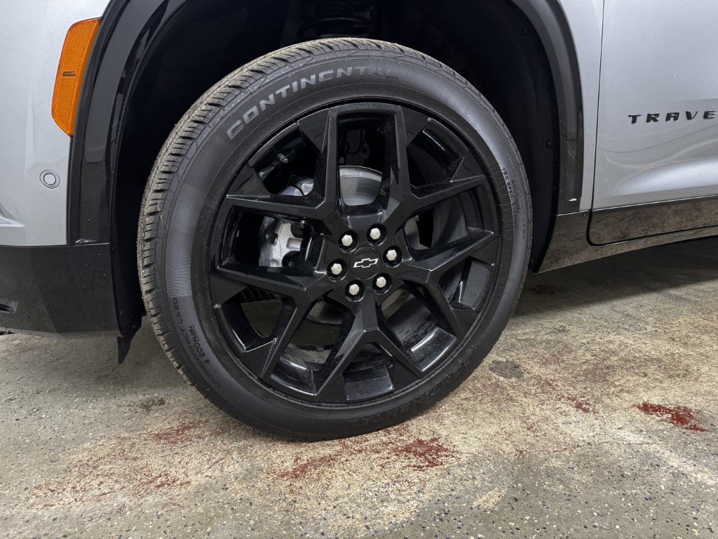 New 2026 Chevrolet Traverse RS image 13