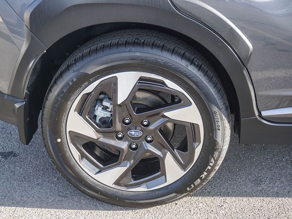 Certified 2025 Subaru Crosstrek 2.5i Limited w/ Crosstrek Mirror Package AWD/4WD image 8