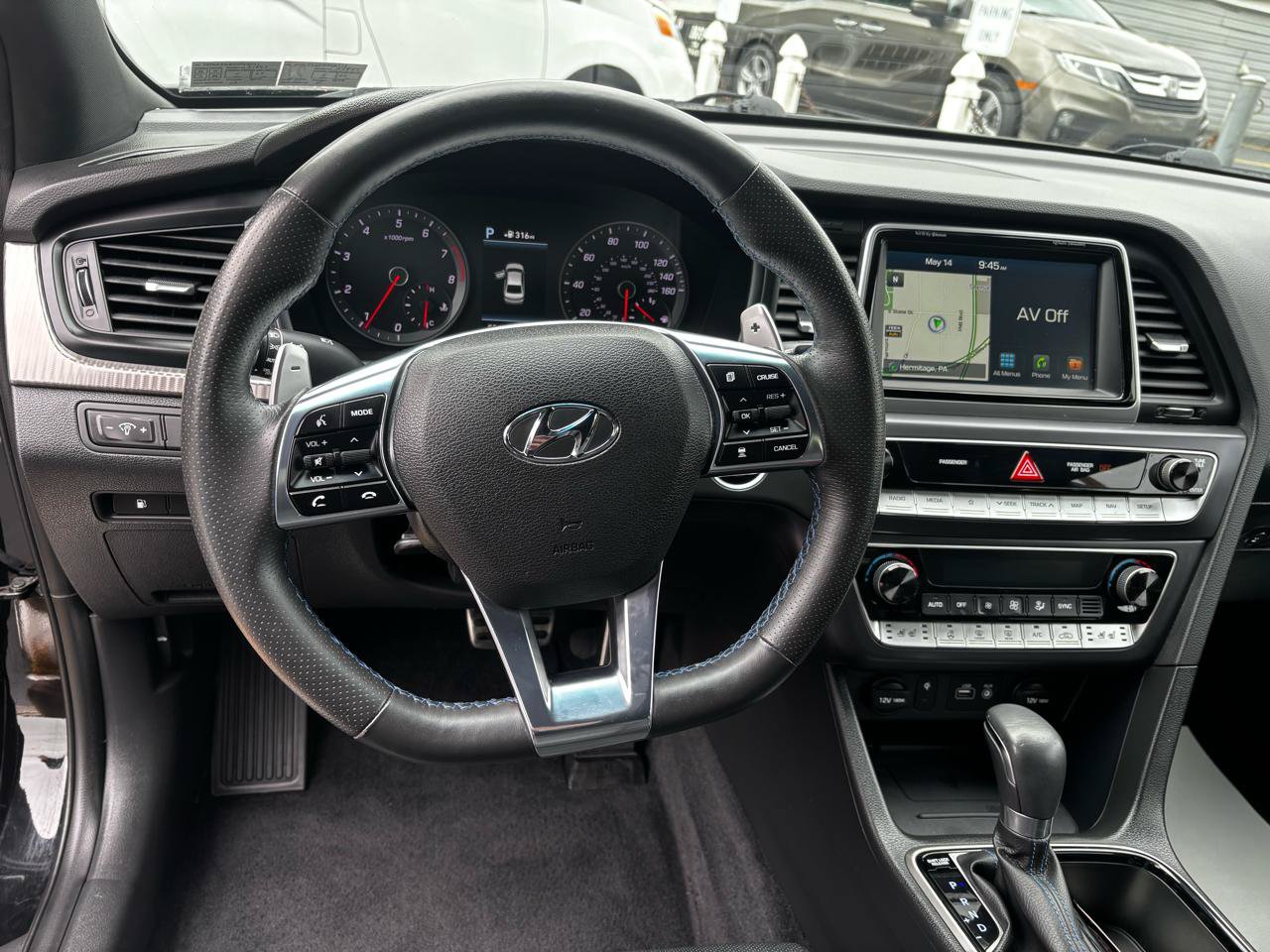 Used 2018 Hyundai Sonata Limited w/ Cargo Package FWD image 15