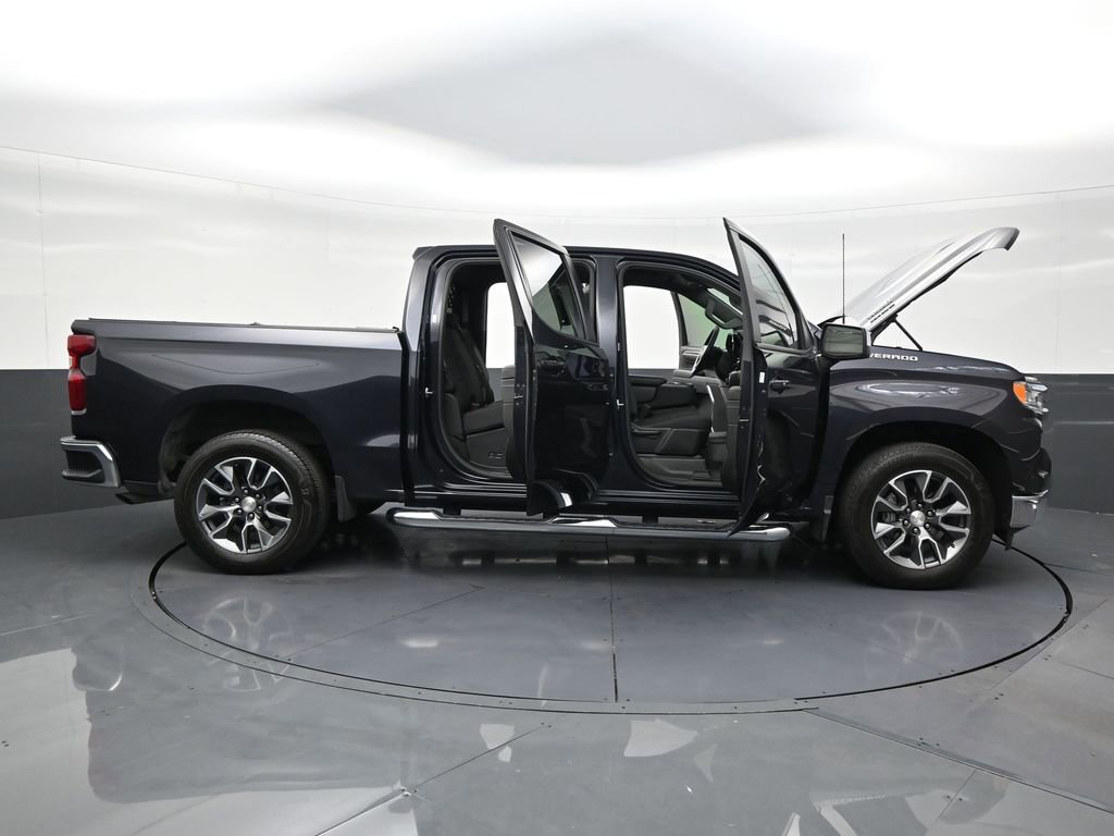 Used 2022 Chevrolet Silverado 1500 LT image 29