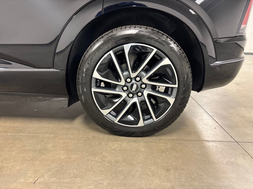 New 2026 Cadillac Optiq Sport 1 image 14