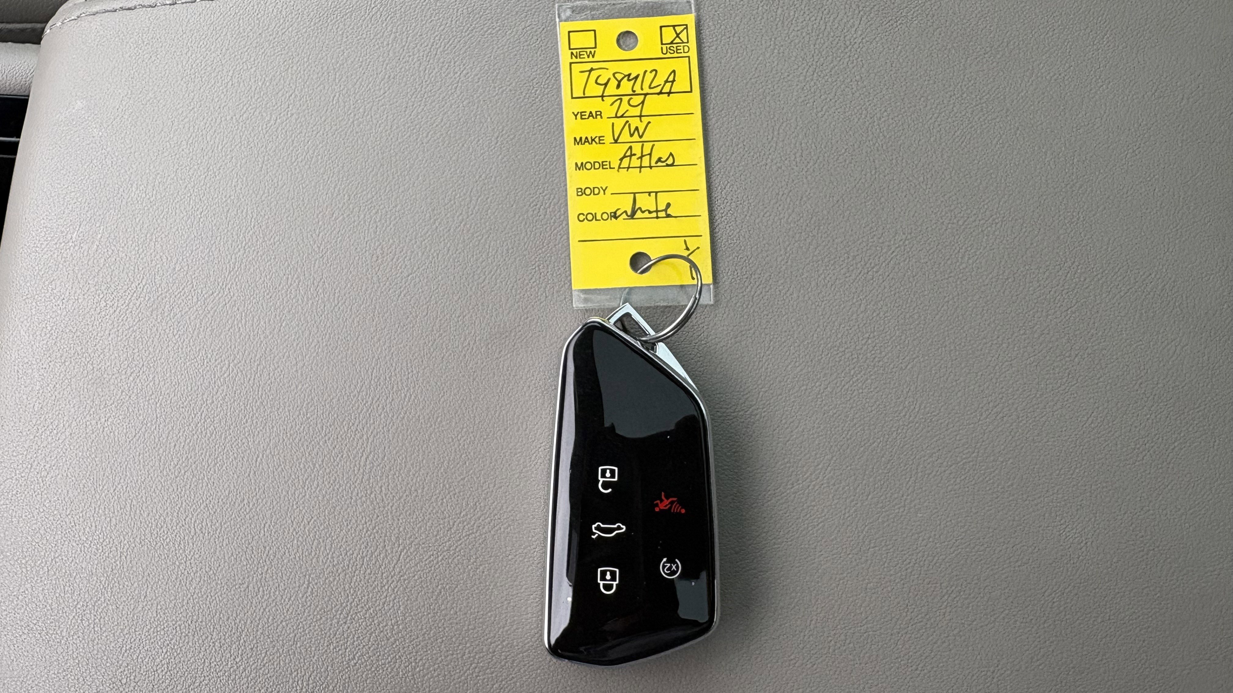 Used 2024 Volkswagen Atlas SEL Premium R-Line AWD/4WD image 32